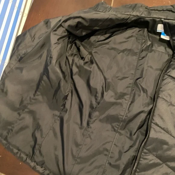 XL women’s Oregon Columbia Jacket - Picture 3 of 12